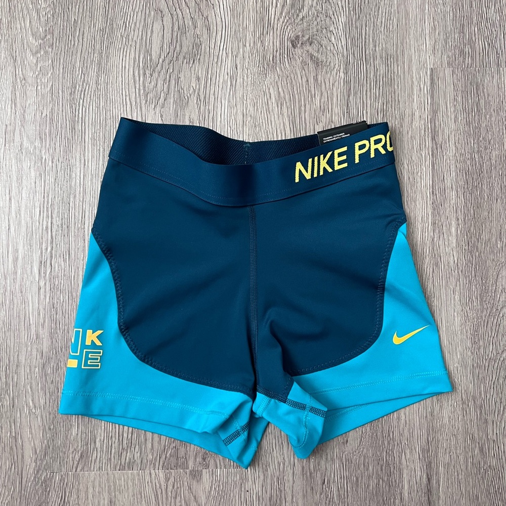 NWT - Nike Pro Athletic Shorts (Small)